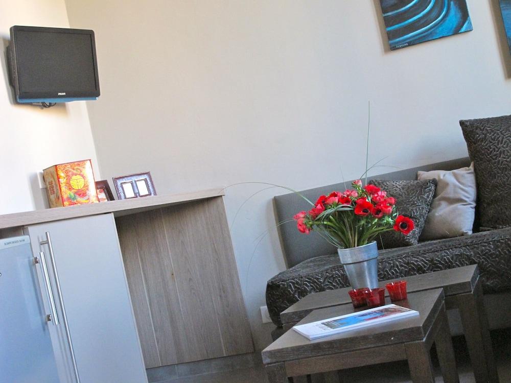 7Art Hotel Cannes Esterno foto