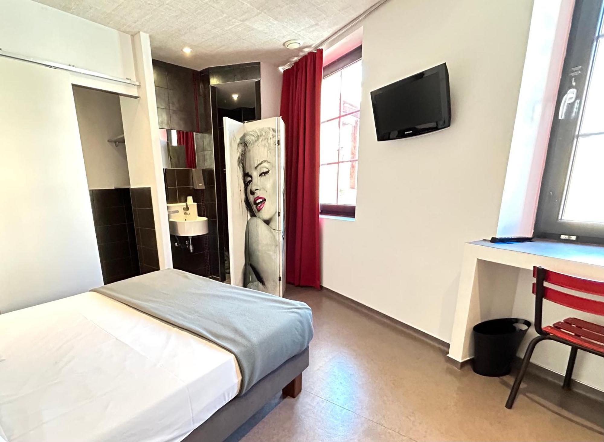 7Art Hotel Cannes Esterno foto
