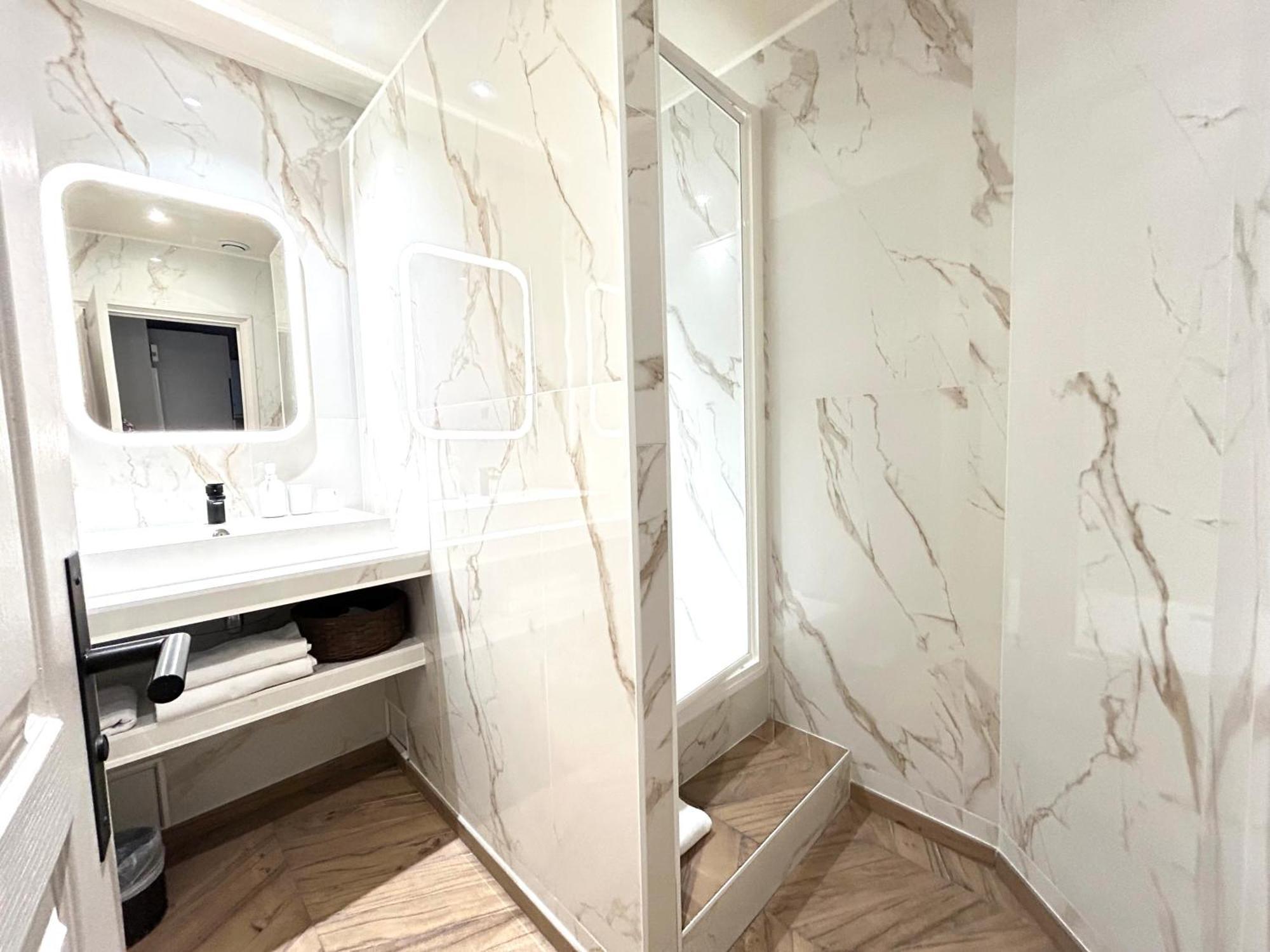 7Art Hotel Cannes Esterno foto